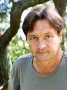 Fotograf og journalist Erik Valeur.